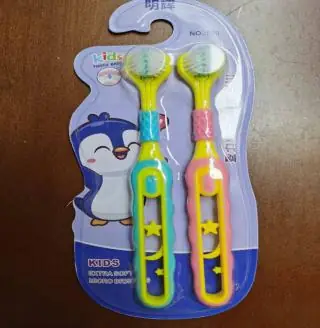 Kids' Toothbrush 2-Pack